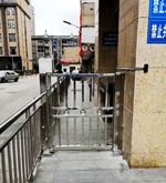 成都不銹鋼拉閘，成都不銹鋼旗桿_，成都不銹鋼單元門
