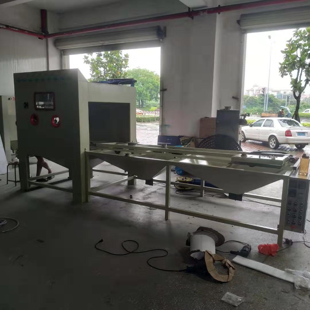 山西模具廠家表面噴砂粗糙度調(diào)整_重型單轉(zhuǎn)盤自動(dòng)噴砂機(jī)
