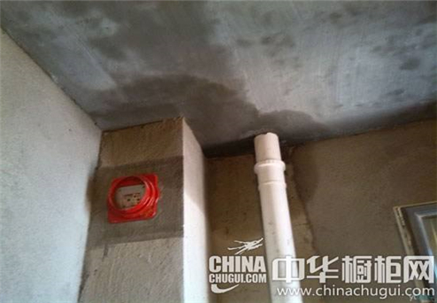 南寧廁所滲水防水補(bǔ)漏、怎么解決漏水?