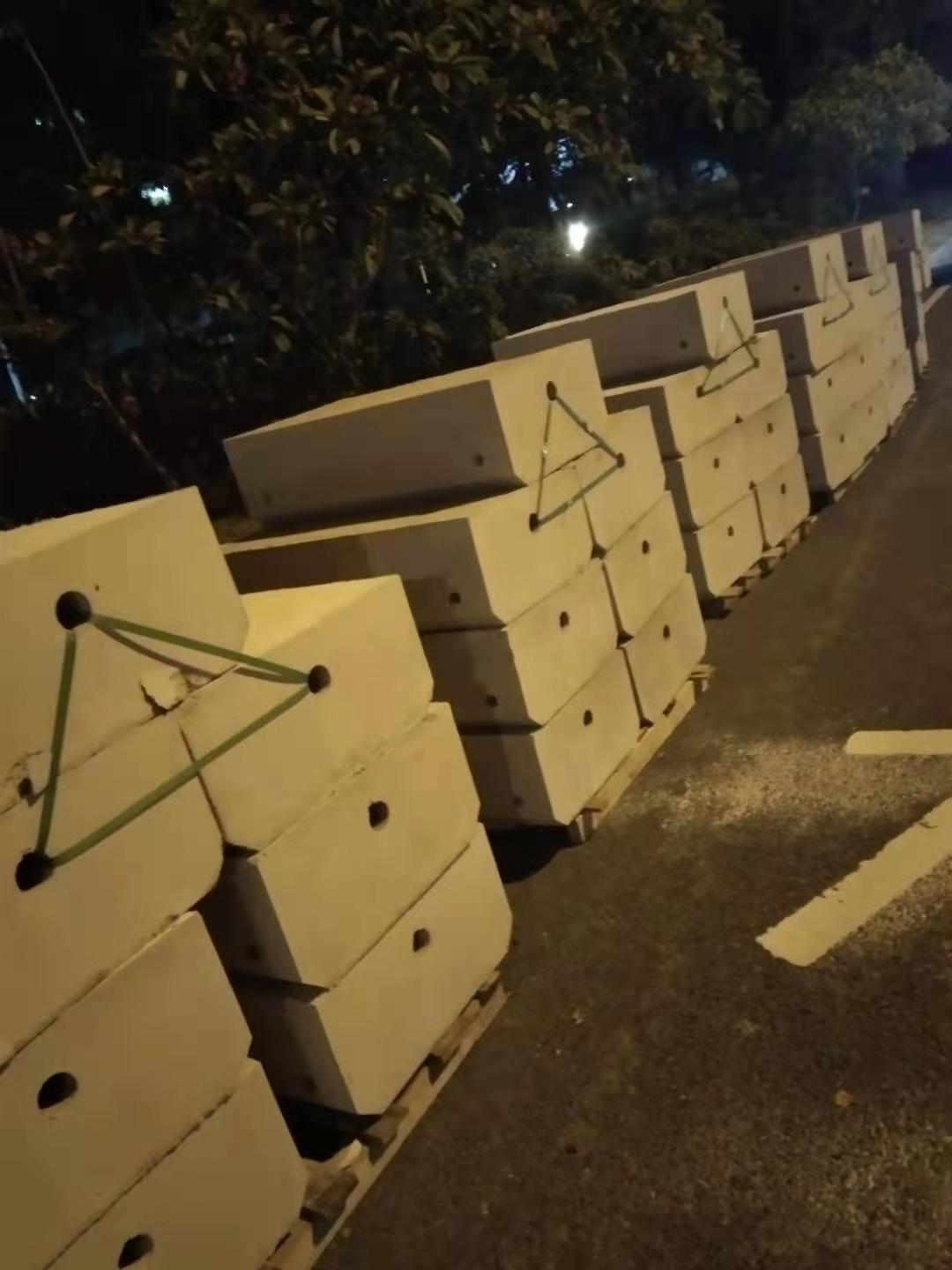 深圳觀瀾廠家直銷施工_預制塊_水泥墩_石墩