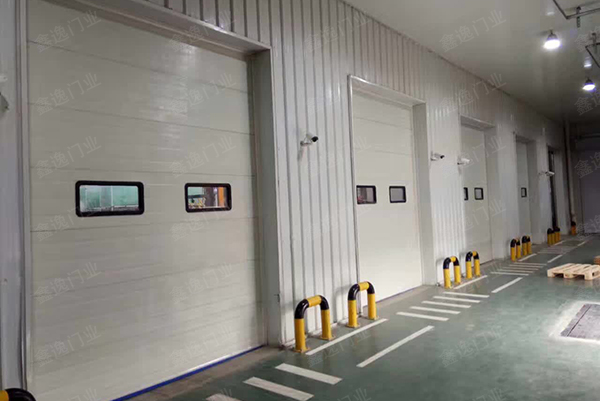 漯河工業(yè)提升門，快速冷庫(kù)門，快速卷簾門，快速堆積門柔性門廠家